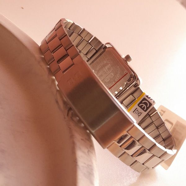 ساعت مچی عقربه ای زنانه کیو اند کیو مدل 003py -  - 3
