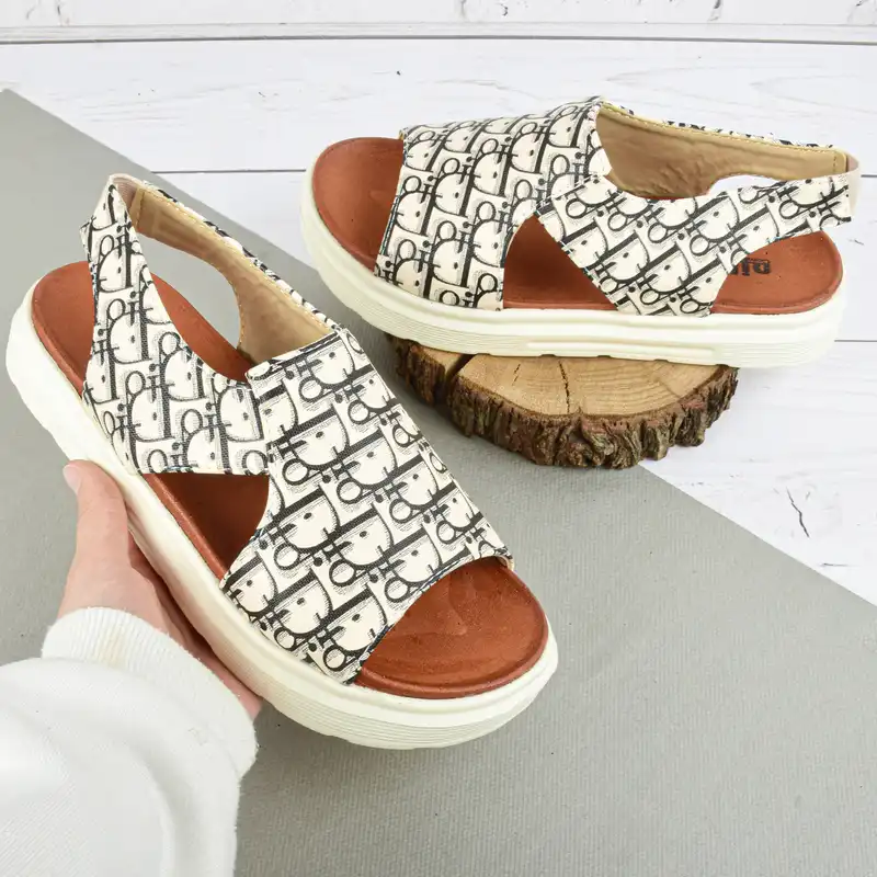 صندل زنانه مدل پروجا کد CR.2962