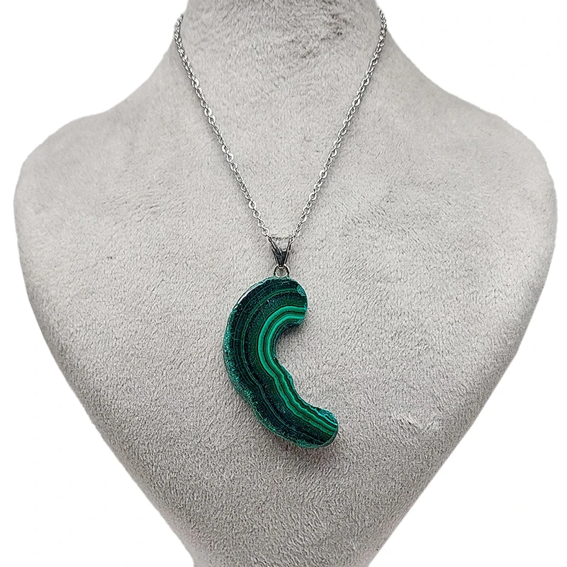 گردنبند دخترانه مدل مالاکیت طرح هلال کد 12-85