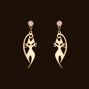 گوشواره طلا 18 عیار زنانه آمانژ طرح گربه کد D10262