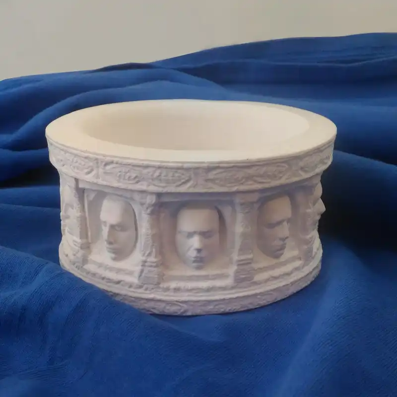 زیرسیگار طرح ده چهره