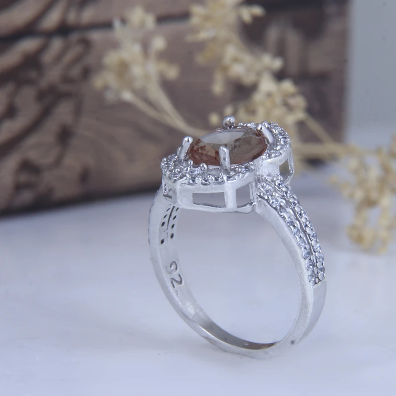 عکس شماره 6 : انگشتر نقره زنانه مدل سنگ الکساندریت برلیان آبکاری رادیوم کد awr_1979