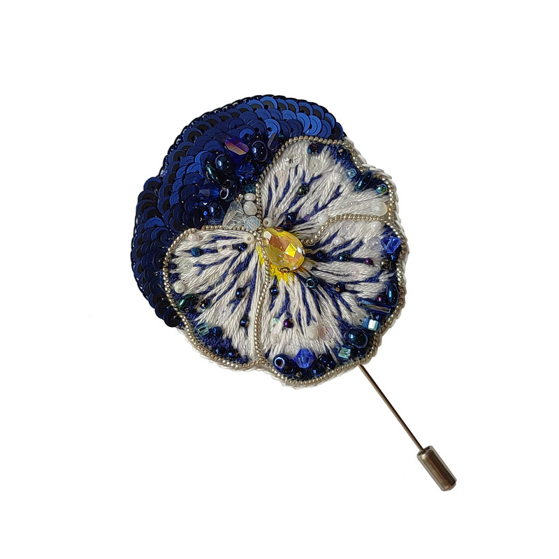 سنجاق سینه دست ساز زنانه مدل بنفشه