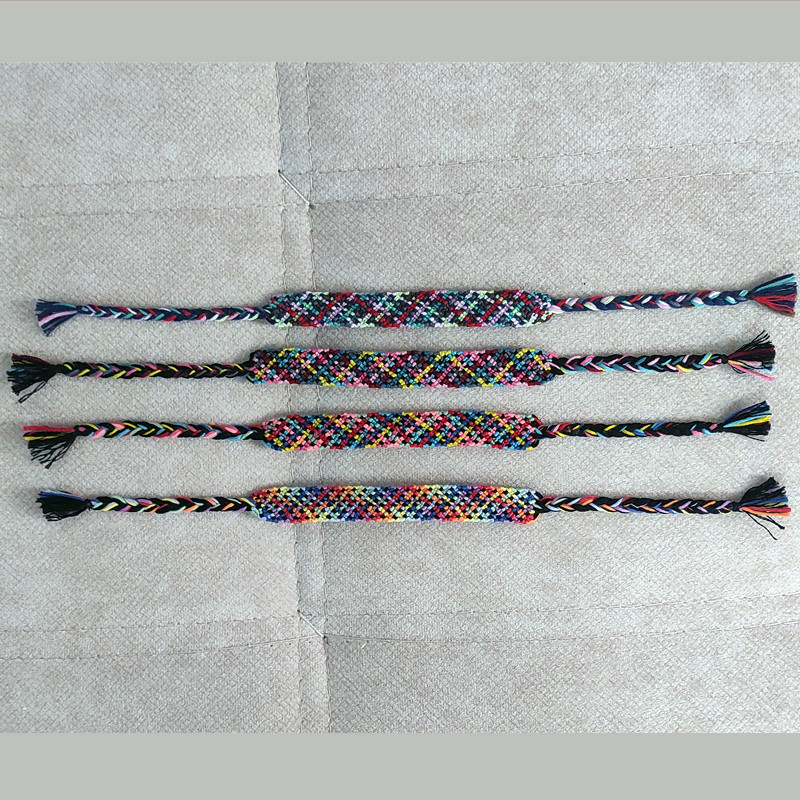 دستبند زنانه مدل دوستی