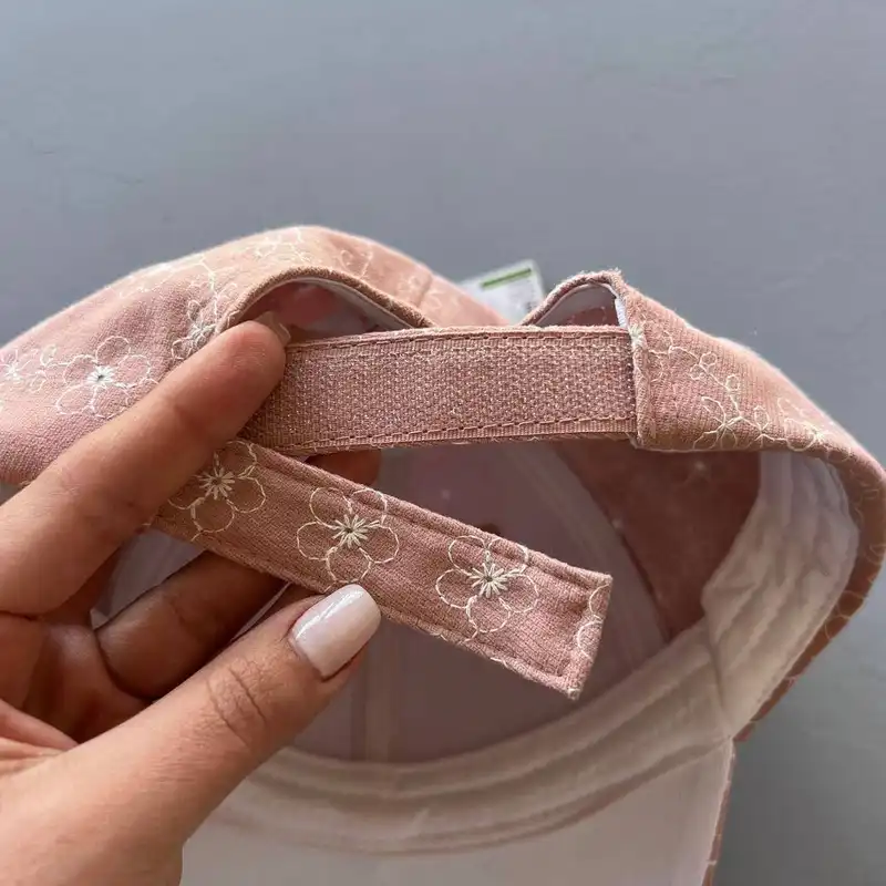 کلاه کپ زنانه آی ام مدل Mika