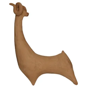 مجسمه سفالی مدل قوچ گردن بلند