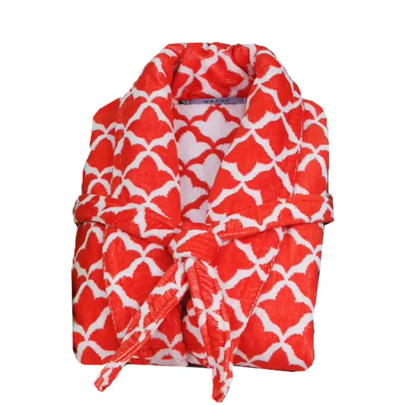 حوله پالتویی برق لامع طرح ترنج سایز 125