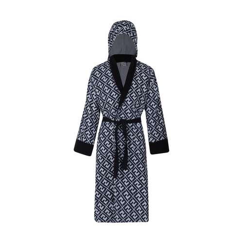 حوله پالتویی ارغوان طرح فلورا سایز 115