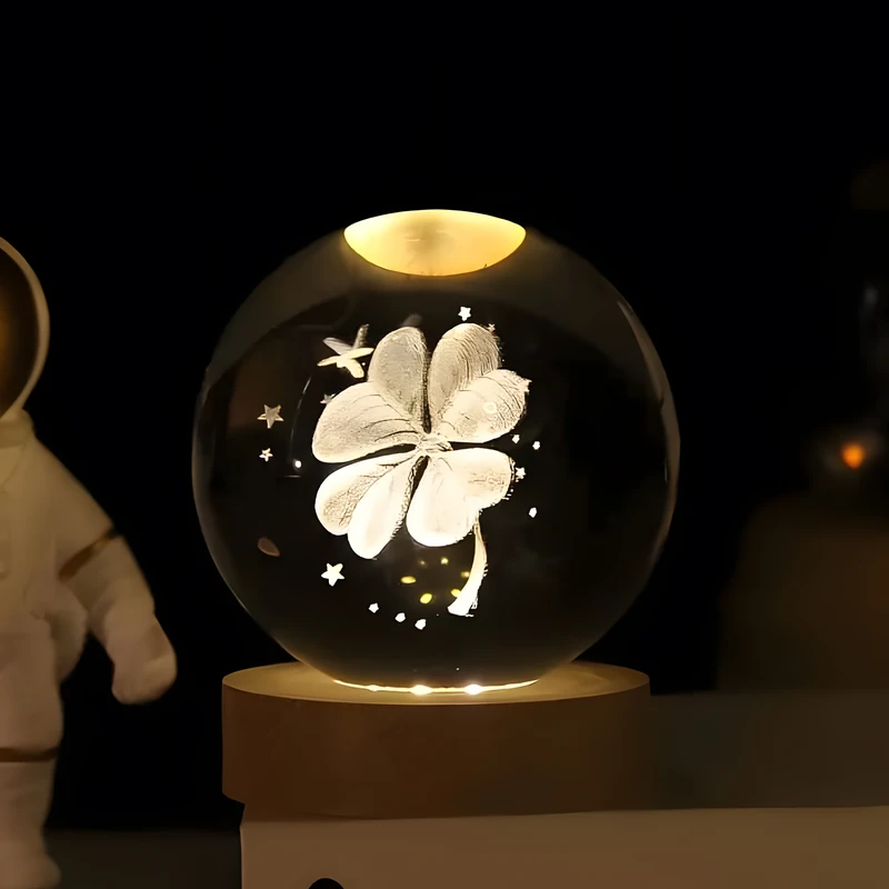 چراغ رومیزی مدل گوی شیشه ای گل شبدر چهاربرگ