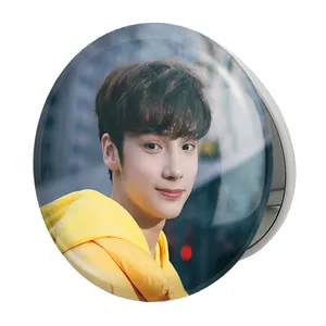 آینه جیبی خندالو طرح هیونینگ کای گروه تی اکس تی TXTمدل تاشو کد 11836 