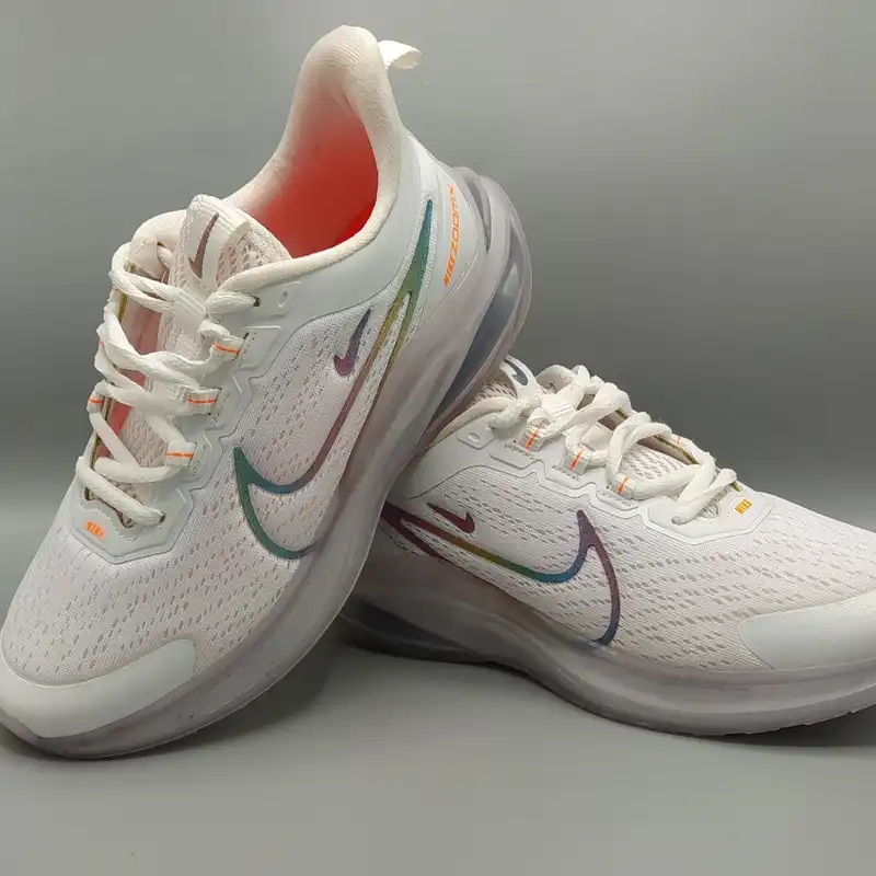 کفش پیاده روی زنانه مدل زوم ایکس رنگ سفید