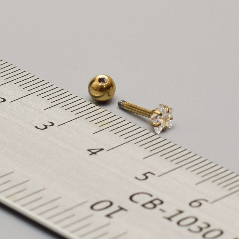 پیرسینگ گوش زنانه مدل نگینی طرح ستاره