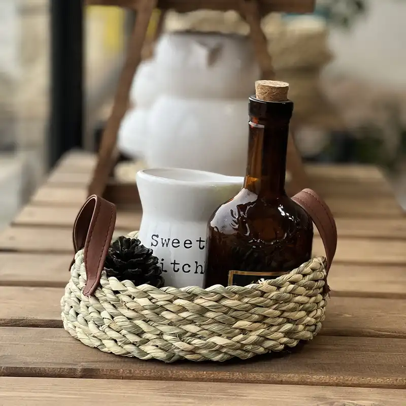 سبد حصیر بافی مدل دسته چرمی