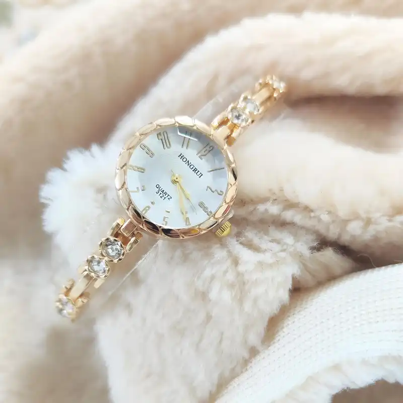 ساعت مچی عقربه ای زنانه هانگروی مدل نگین دار