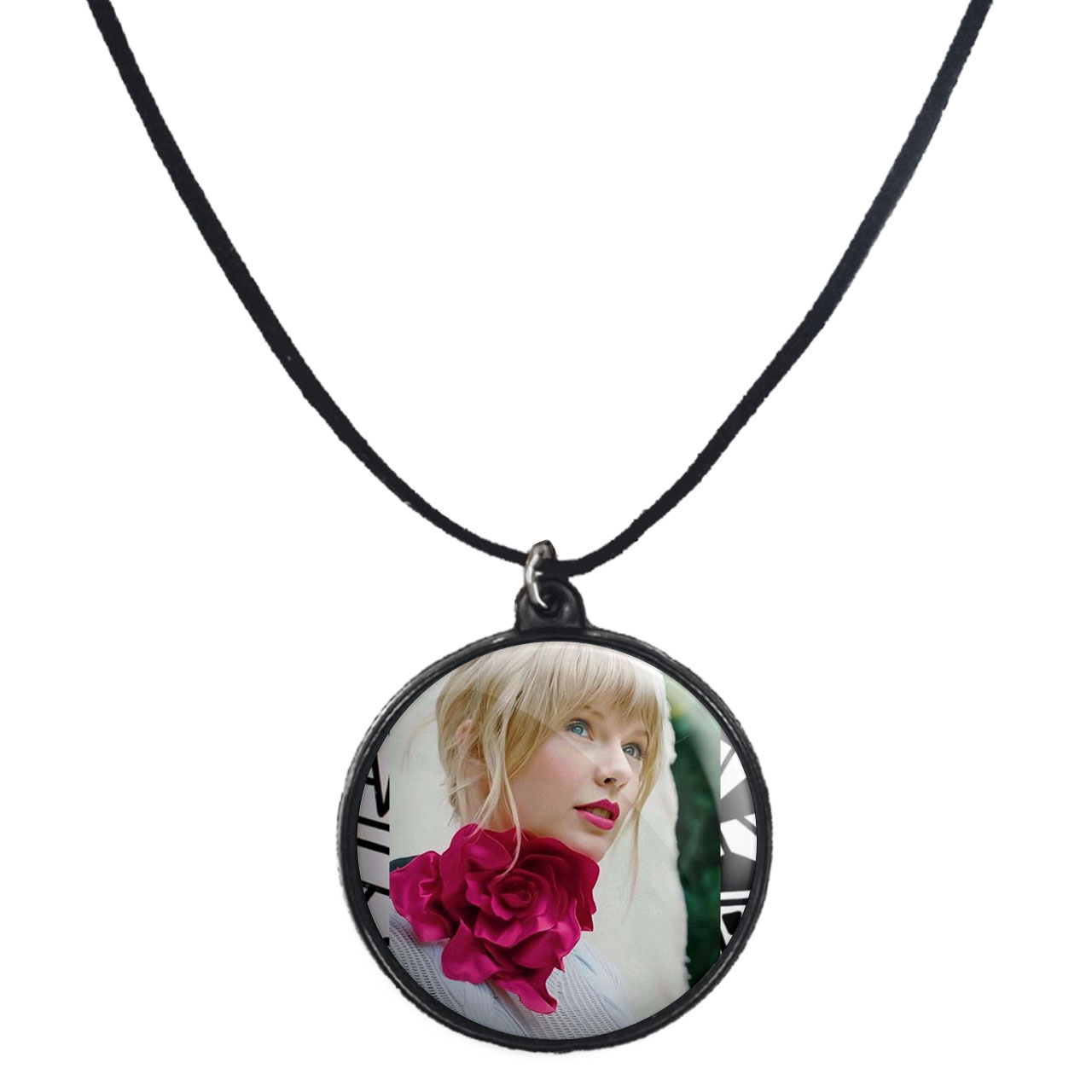 گردنبند پرمانه طرح تیلور سویفت کد pmb.2853 مدل دو طرفه