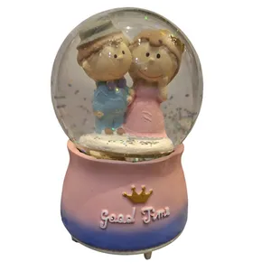 گوی چراغ‌دار مدل پمپی دختر و پسر 