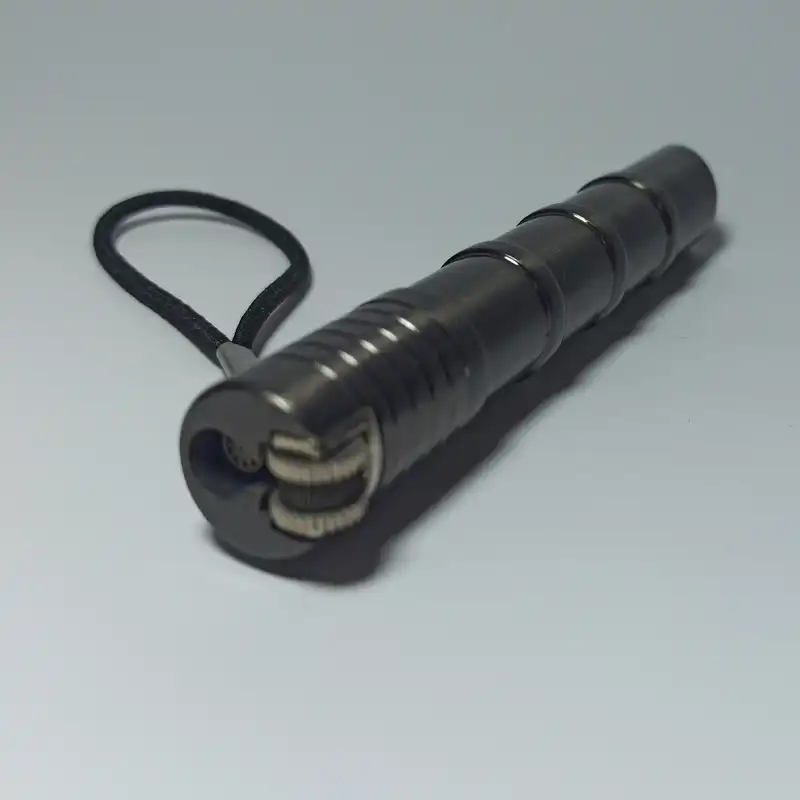 فندک مدل NEUO