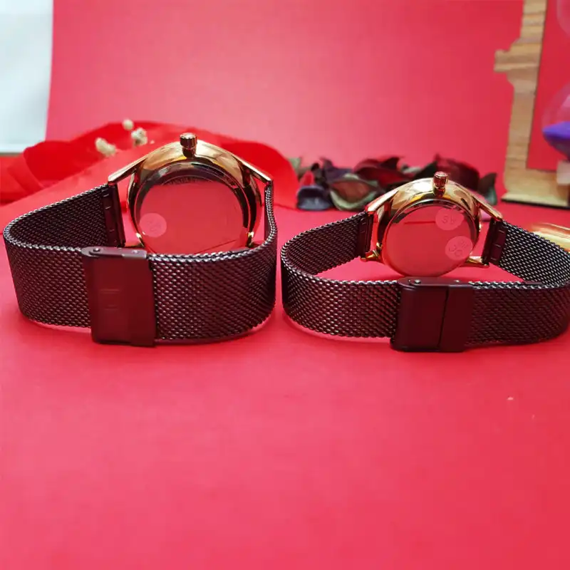 ست ساعت مچی عقربه ای زنانه و مردانه نیوی فورس مدل Mn_ldy09620312