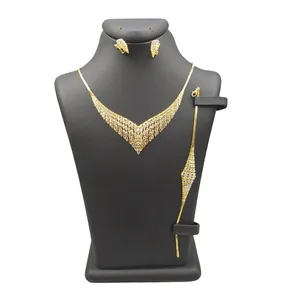 نیم ست طلا 18 عیار زنانه مدل تراش