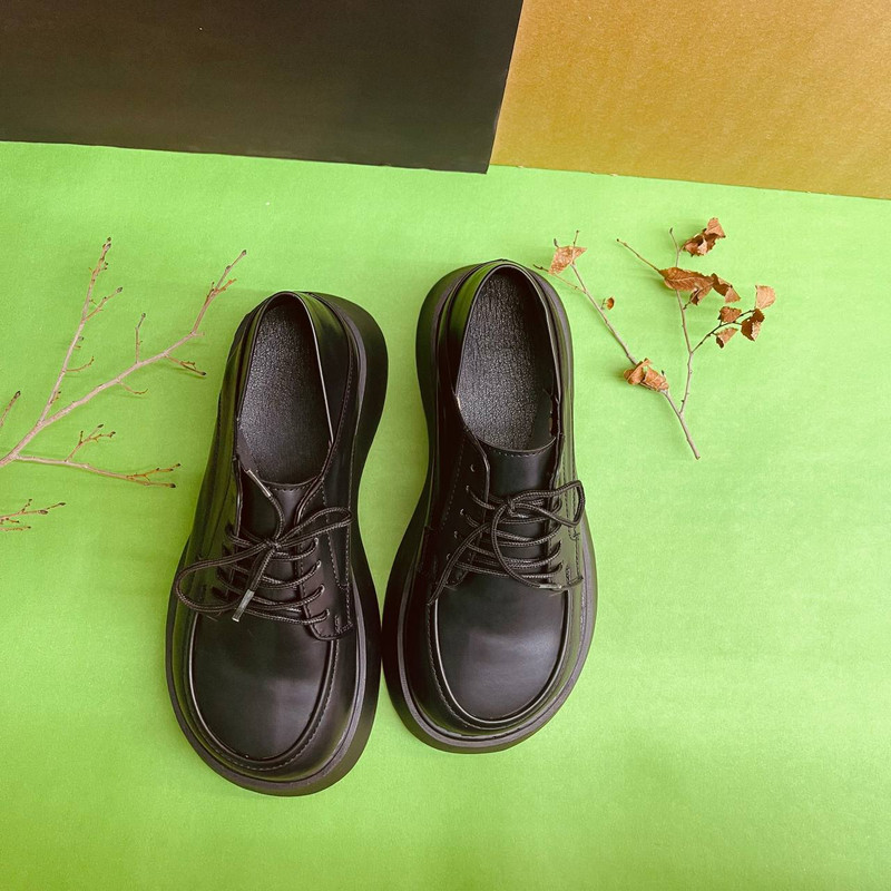 کفش زنانه مدل والی 650