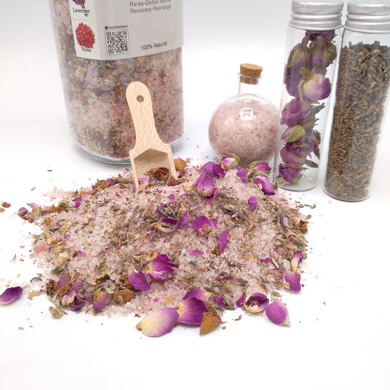نمک حمام رز گلد مدل ROSE & LAVENDER وزن 1000 گرم نمک حمام رز گلد مدل ROSE & LAVENDER وزن 1000 گرم