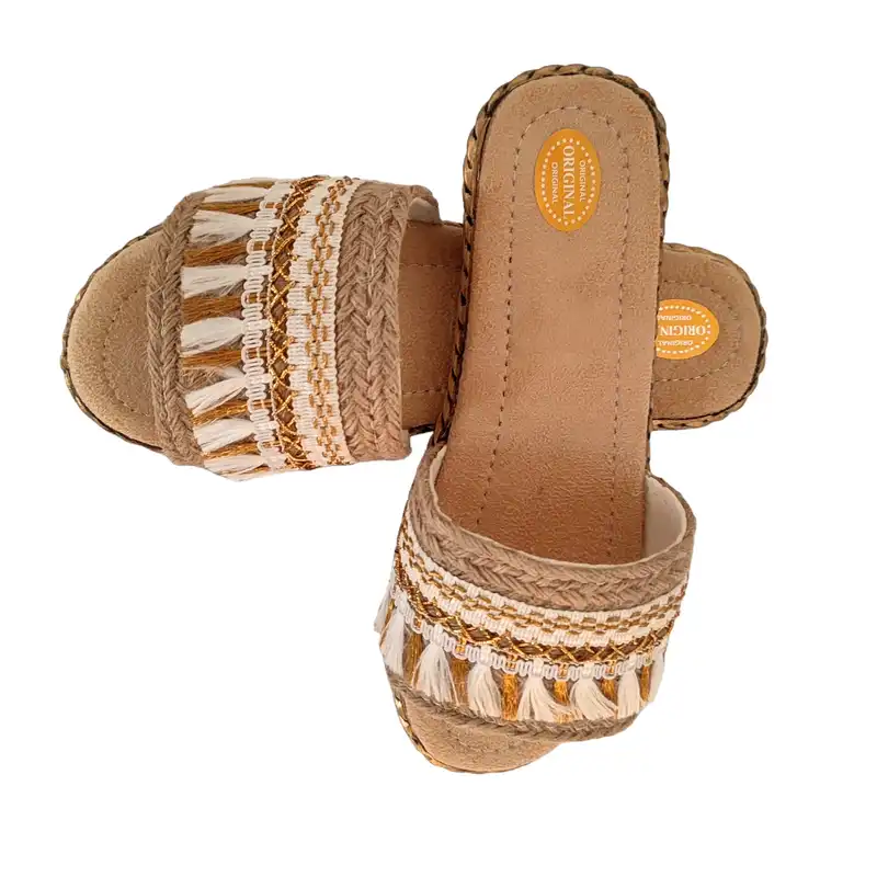 صندل زنانه مدل کنفی