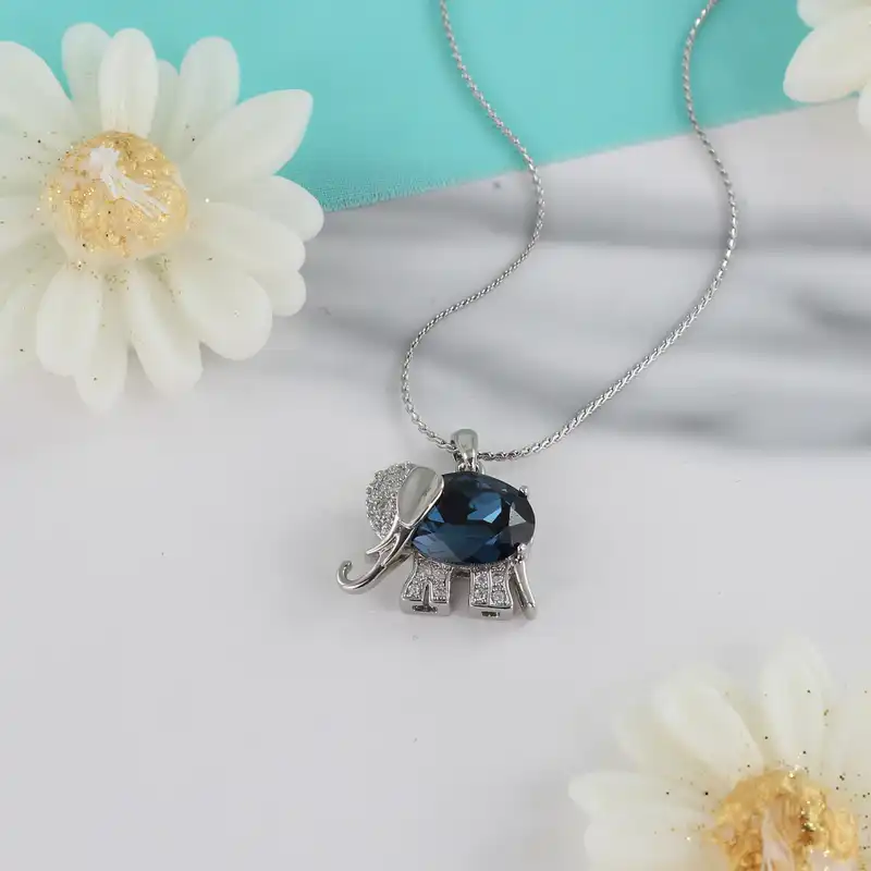 گردنبند زنانه مدل فیل کد BB430