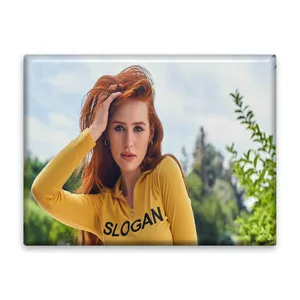 کاشی اطلس آبی طرح بازیگر مادلین پچ مدل T6162