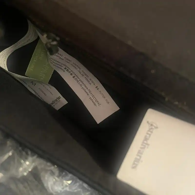 کیف دوشی زنانه استرادیواریوس مدل 0722011-V2022