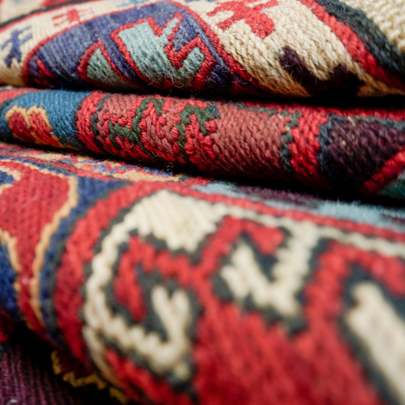 گلیم دستبافت ذرع و نیم طرح لوزی