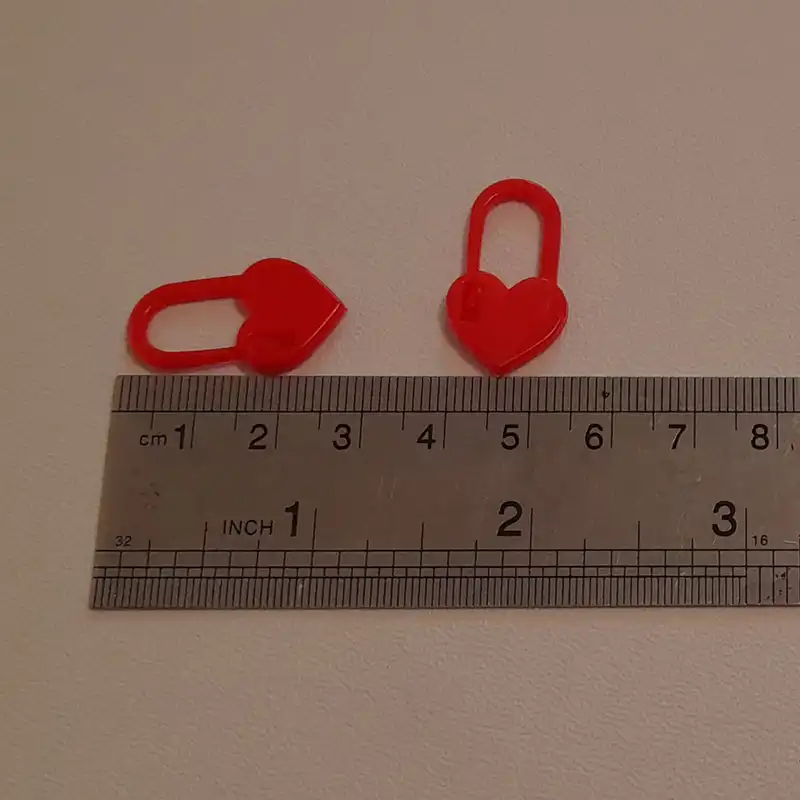 سنجاق قفلی مدل قلب بسته 10 عددی