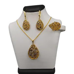 نیم ست طلا 18 عیار زنانه مدل اشک