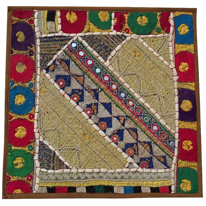 رومیزی سوزن دوزی مدل چهل تیکه عسلی کد KOH51