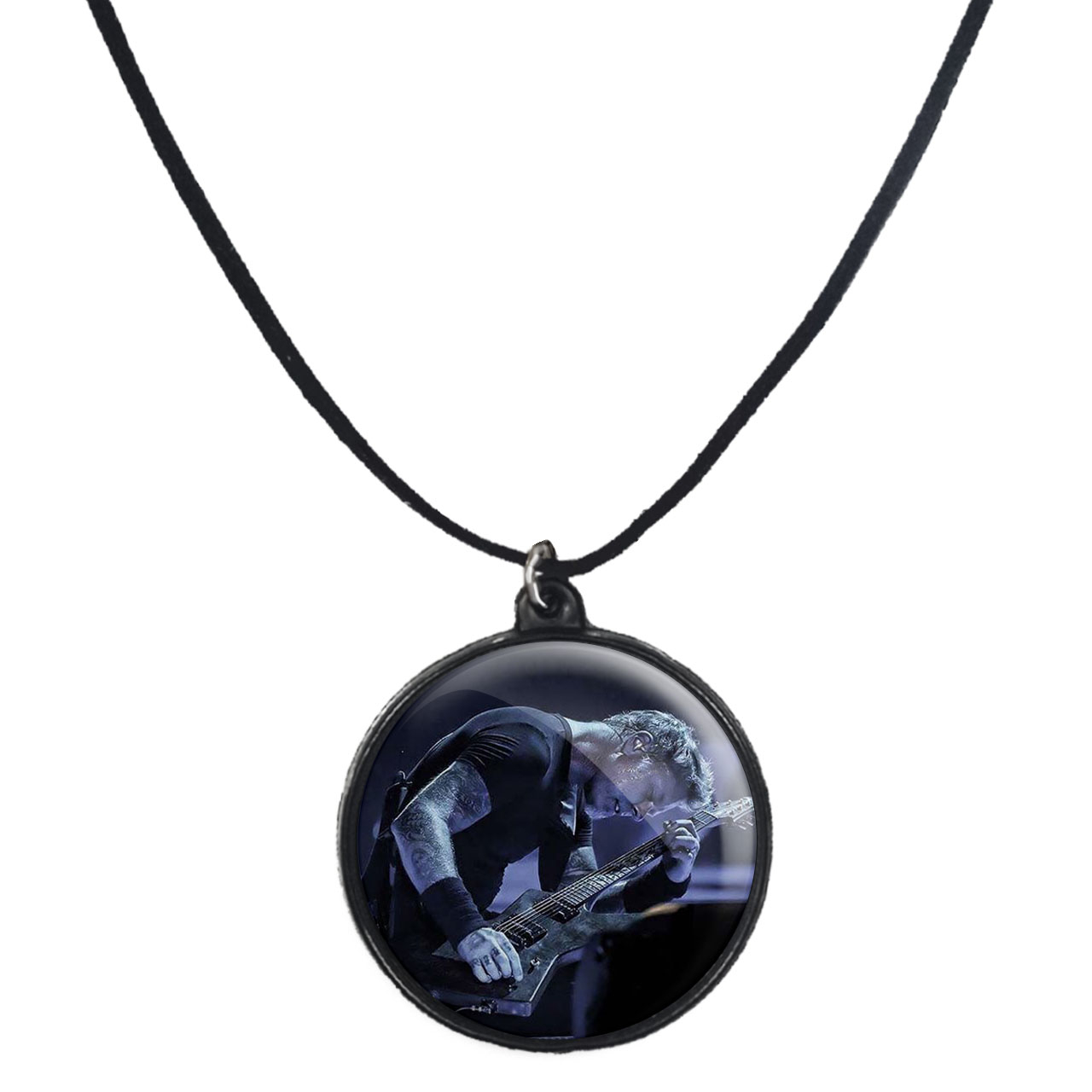 گردنبند پرمانه طرح گروه موسیقی متالیکا کد pmb.8423 مدل دو طرفه