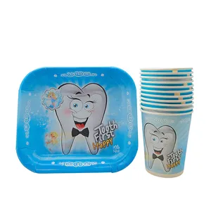 پیش دستی و لیوان یکبار مصرف مدل دندون کد KP-31 مجموعه 12 عددی 