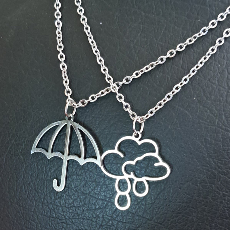 گردنبند دخترانه مدل چتر و باران بسته 2 عددی