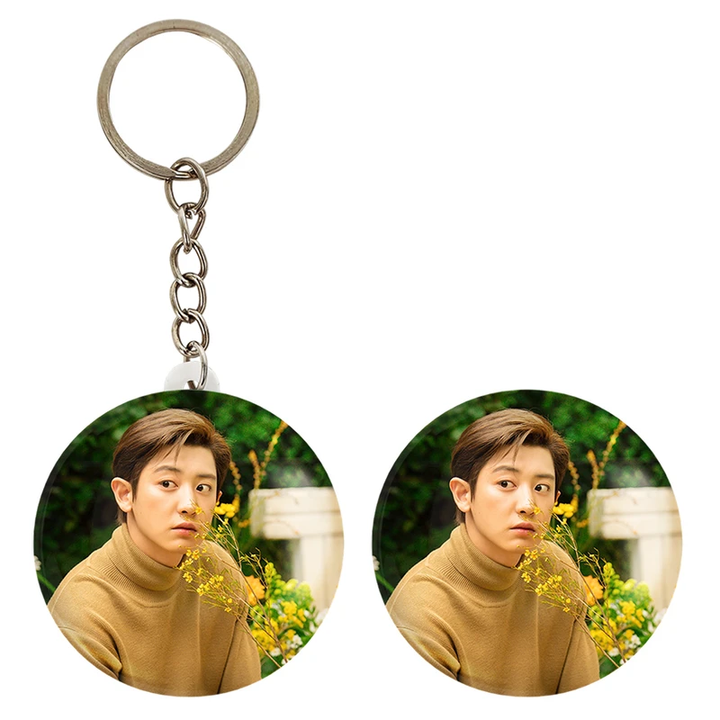 پیکسل خندالو مدل پارک چانیول گروه اکسو کد 13329 به همراه جاکلیدی