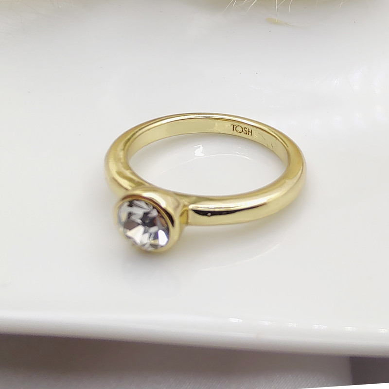 انگشتر زنانه تاش مدل تک نگین کد 078