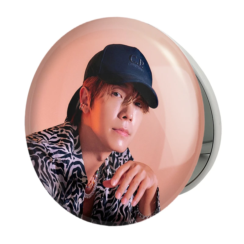 آینه جیبی خندالو طرح دونگهه گروه سوپر جونیور Super Junior مدل تاشو کد 21399 