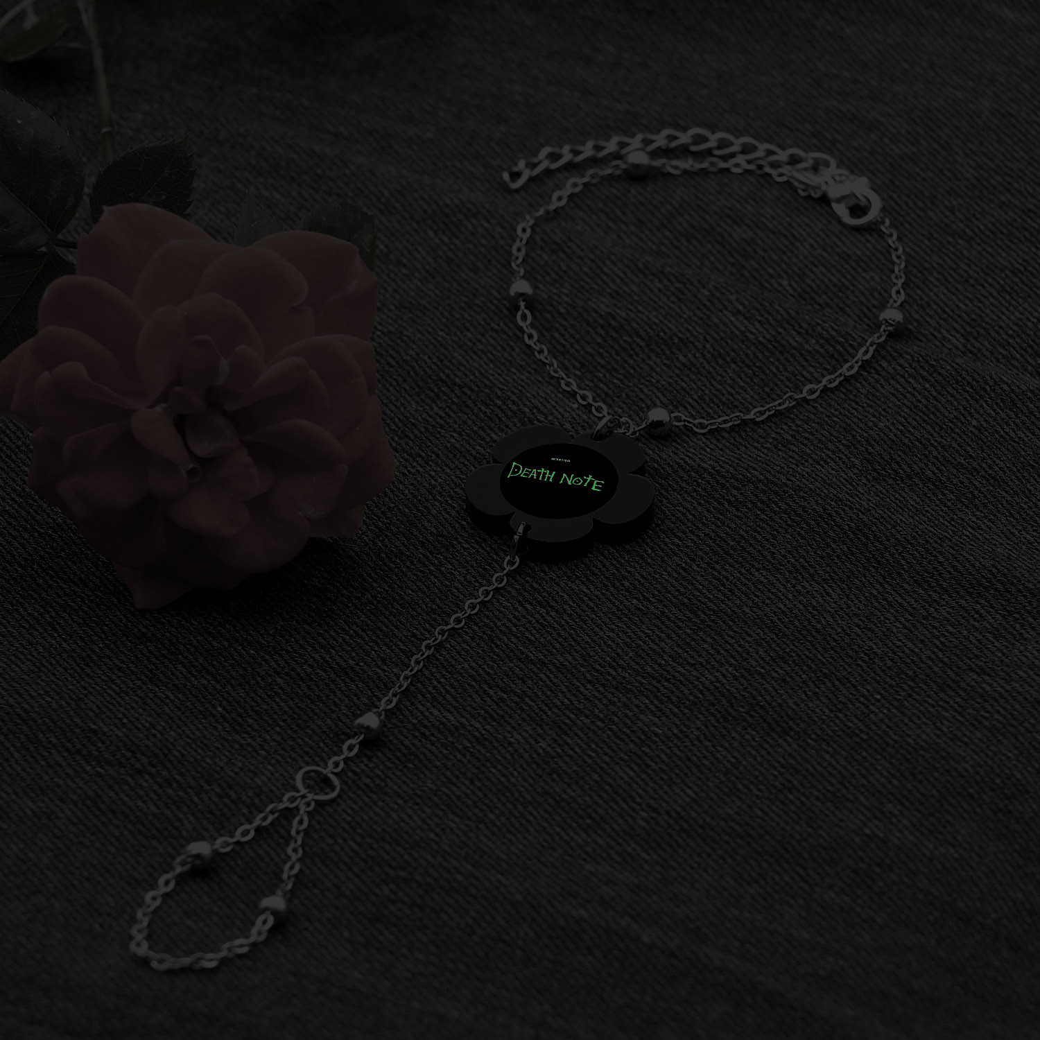 دستبند زنانه ناکسیگو مدل تمیمه طرح Death Note کد TM11114 دستبند زنانه ناکسیگو مدل تمیمه طرح Death Note کد TM11114