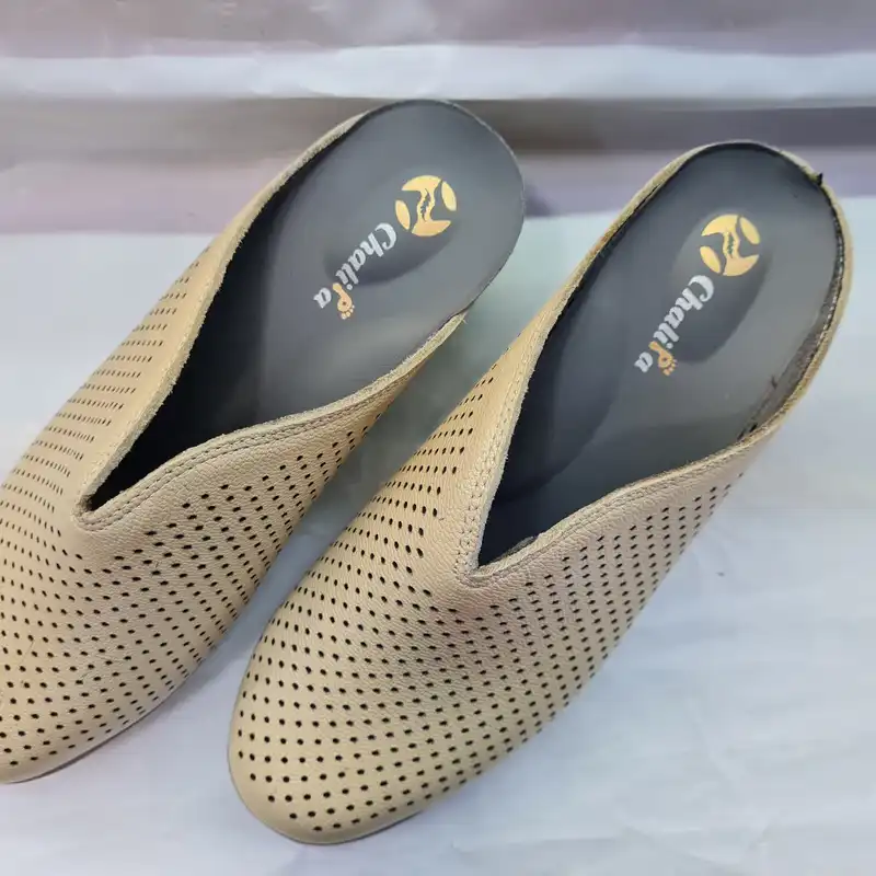 صندل زنانه چلیپا مدل دنیا