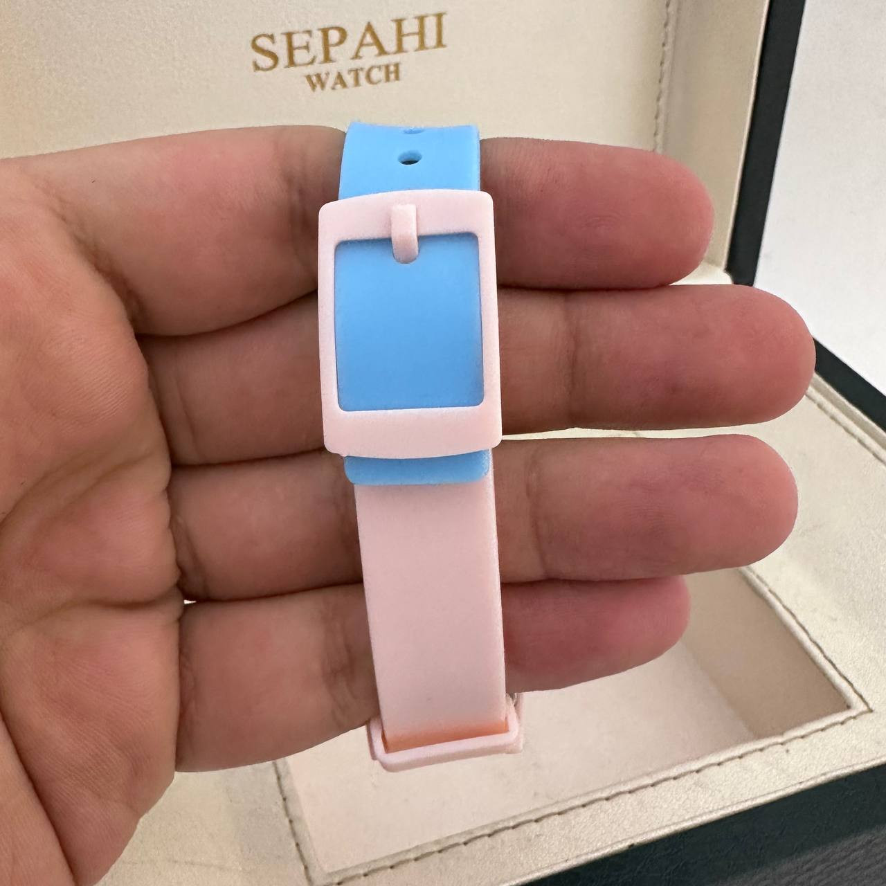 ساعت مچی عقربه ای دخترانه مدل Qkids04 ساعت مچی عقربه ای دخترانه مدل Qkids04