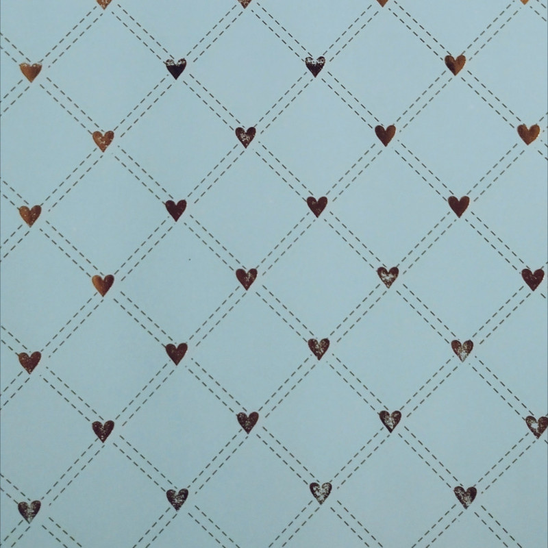 کاغذ کادو مدل قلب و خط طرح طلاکوب بسته 6 عددی