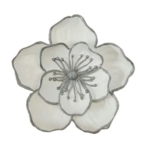 ظرف دکوری مدل گل نیلوفر