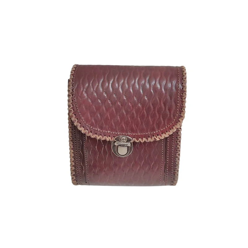 کیف دوشی چرمی مدل دکمه ای 04