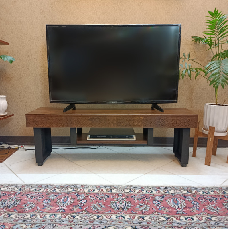 میز تلویزیون مدل ترنج 88 مناسب برای تلویزیون تا 52 اینچ