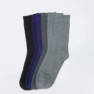 جوراب مردانه ال سی وایکیکی مدل w24515z8cth مجموعه 7 عددی