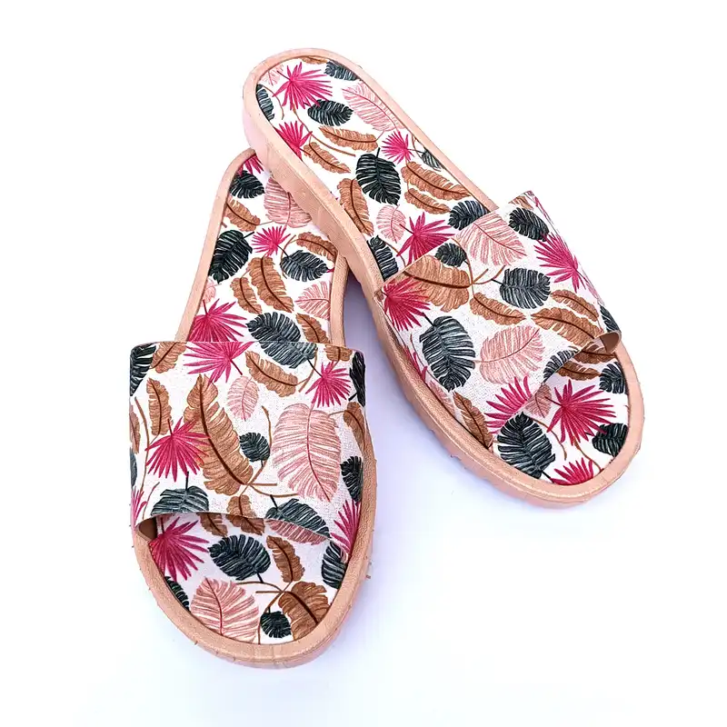 دمپایی زنانه باتو مدل هاوایی