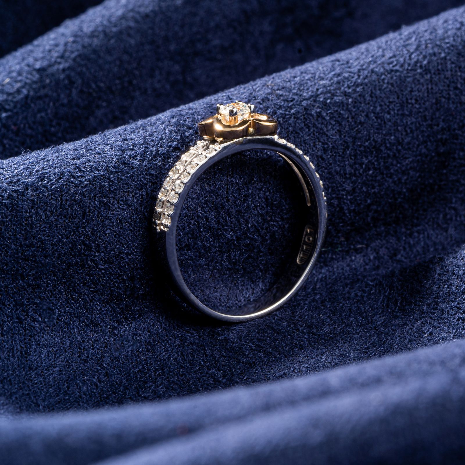 انگشتر طلا 18 عیار زنانه جواهری سون مدل 1718 -  - 3