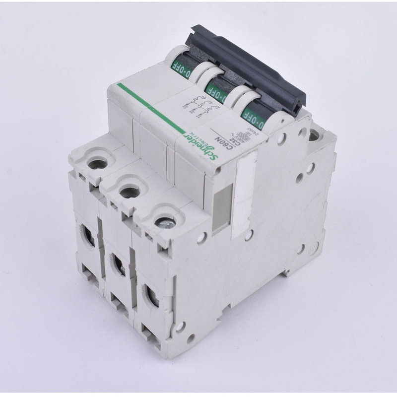 فیوز مینیاتوری سه فاز 32 آمپر مدل C60N